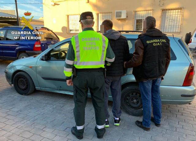 La Guardia Civil detiene al conductor de un turismo que se dio a la fuga tras atropellar al conductor de un ciclomotor en Moratalla